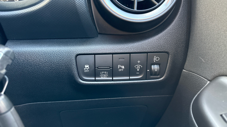 Hyundai Kona 1.6 GDi Hybrid SE Connect 5dr DCT Hybrid Hatchback